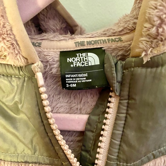 The North Face Oso Hoodie Mauve Infant/Toddler size 3-6M - Picture 4 of 4